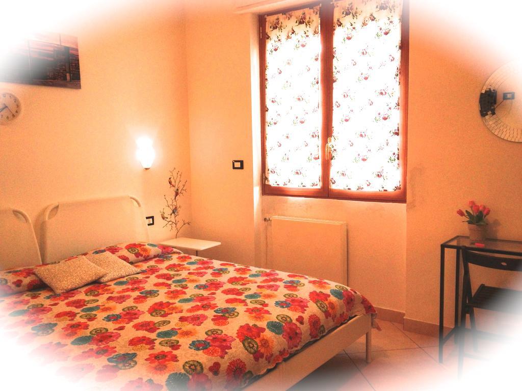 Top Suit Centro - Guest House Brugherio Δωμάτιο φωτογραφία